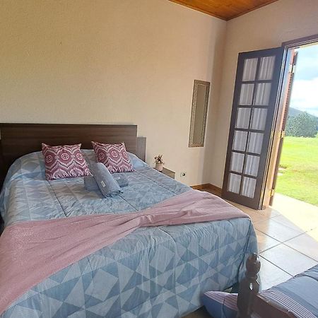 Vila Casa Sossego Na Montanha Campos do Jordão Exteriér fotografie